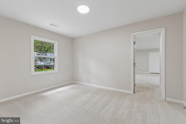 16202 EDGEWOOD DR, Dumfries, VA 22025