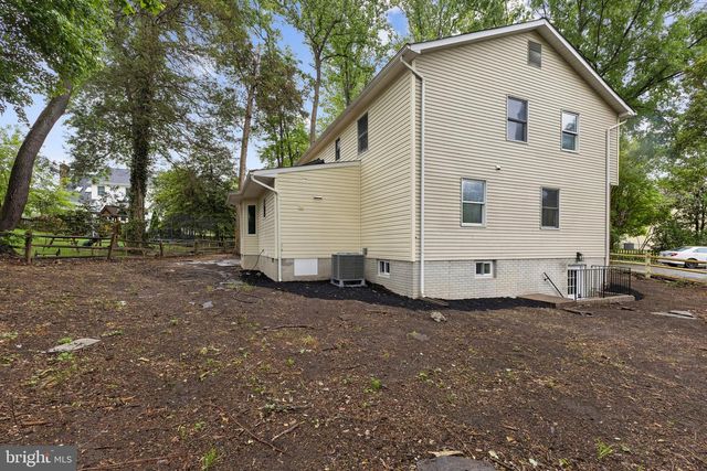 16202 EDGEWOOD DR, Dumfries, VA 22025