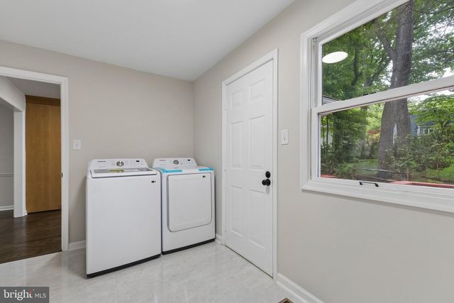 16202 EDGEWOOD DR, Dumfries, VA 22025