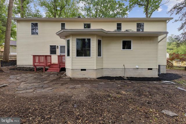 16202 EDGEWOOD DR, Dumfries, VA 22025