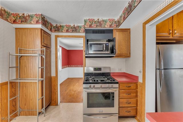 141 Eastbrook Drive, Euclid, OH 44132