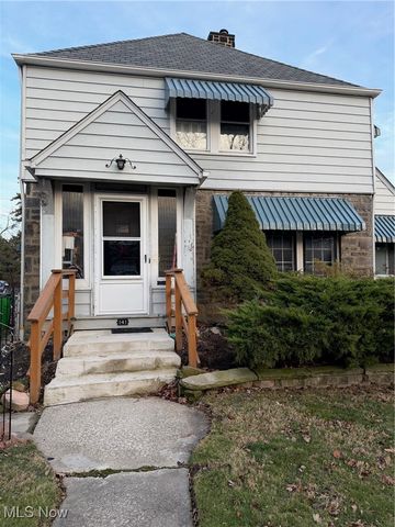 141 Eastbrook Drive, Euclid, OH 44132