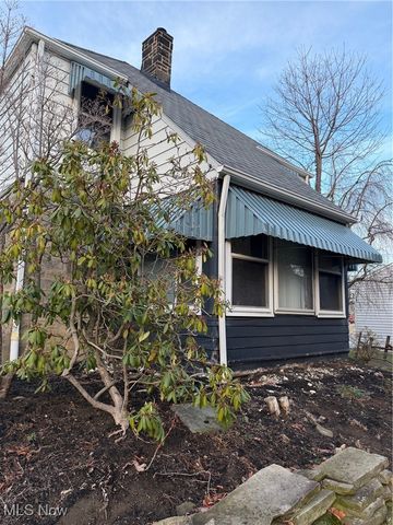 141 Eastbrook Drive, Euclid, OH 44132