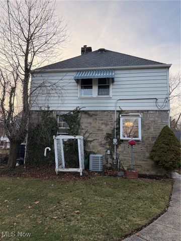 141 Eastbrook Drive, Euclid, OH 44132