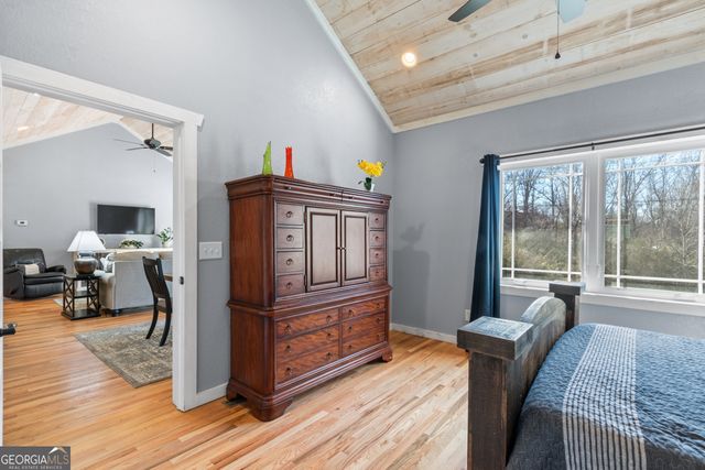 18 Shady Grove Lane, Blue Ridge, GA 30513