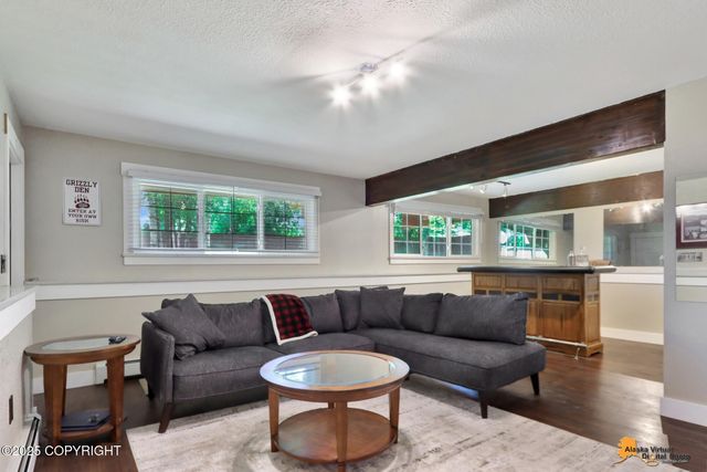 2309 Success Drive, Anchorage, AK 99504
