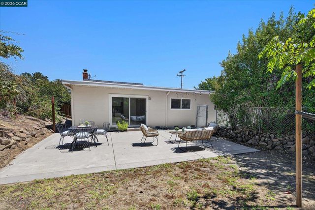 2149 Morello Ave, Pleasant Hill, CA 94523