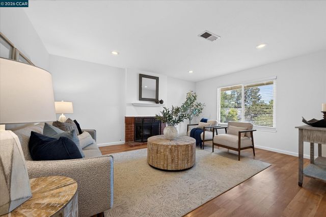 2149 Morello Ave, Pleasant Hill, CA 94523