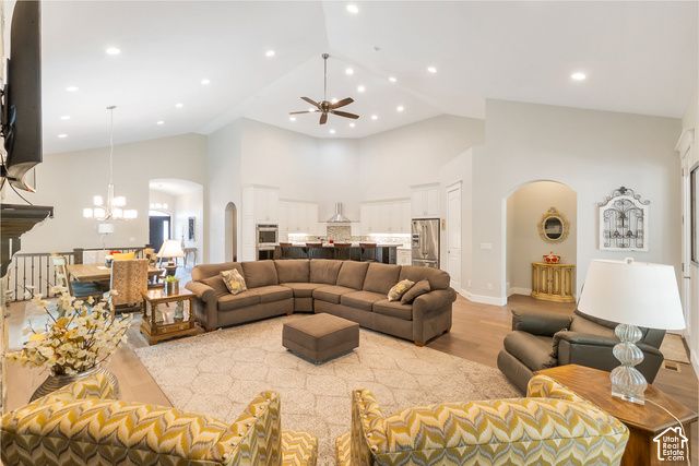 4469 S ENCLAVE VISTA LN, Millcreek, UT 84124