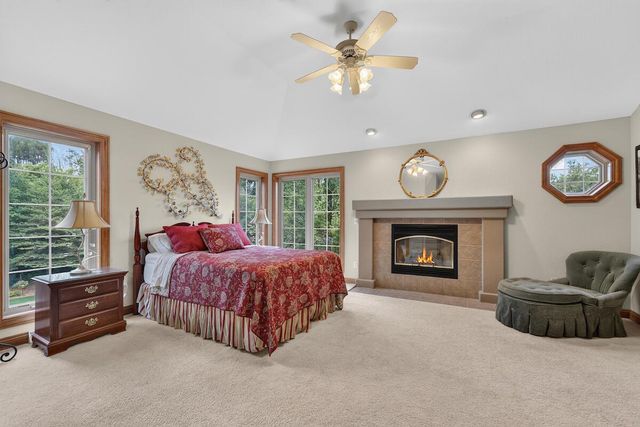 W162N7406 Tamarack TRAIL, Menomonee Falls, WI 53051