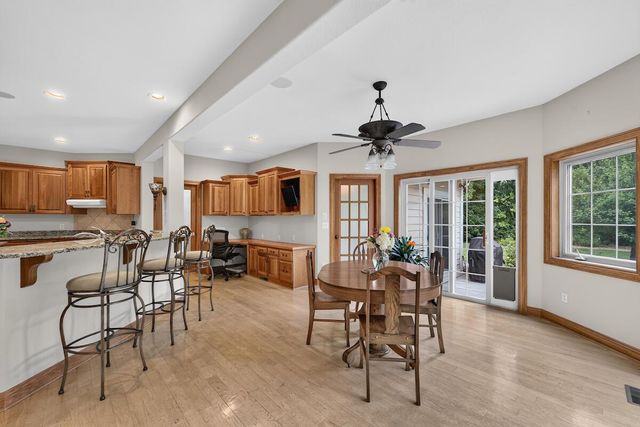 W162N7406 Tamarack TRAIL, Menomonee Falls, WI 53051