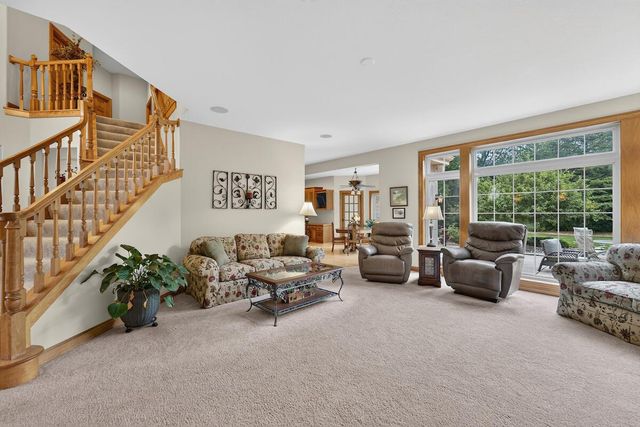 W162N7406 Tamarack TRAIL, Menomonee Falls, WI 53051