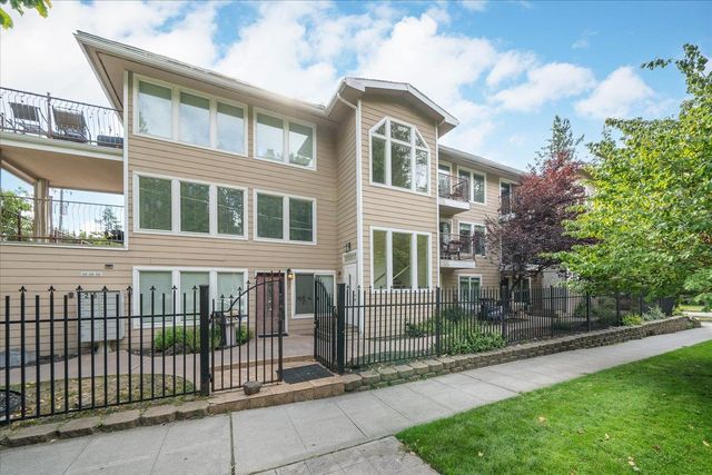 215 S CHESTNUT St, Spokane, WA 99201