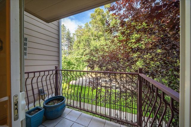215 S CHESTNUT St, Spokane, WA 99201
