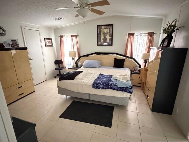 2141 SW 87th Terrace, Davie, FL 33324