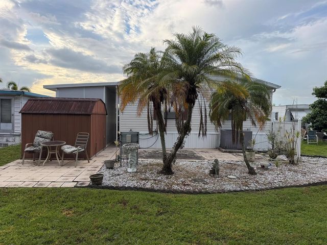 2141 SW 87th Terrace, Davie, FL 33324
