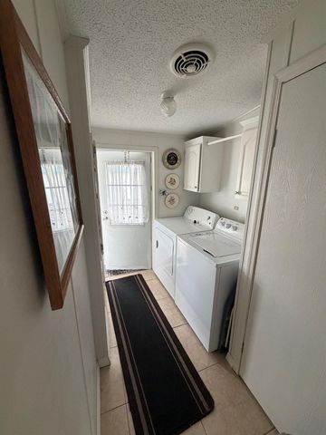 2141 SW 87th Terrace, Davie, FL 33324