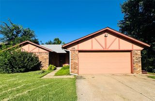 100 N Rockypoint Drive, Edmond, OK 73003