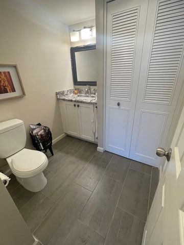 5078 N 83rd Street, Scottsdale, AZ 85250
