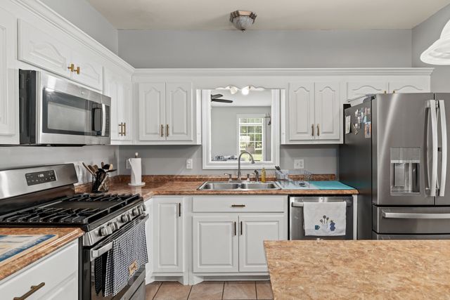 41 Harding Rd, Leoma, TN 38468