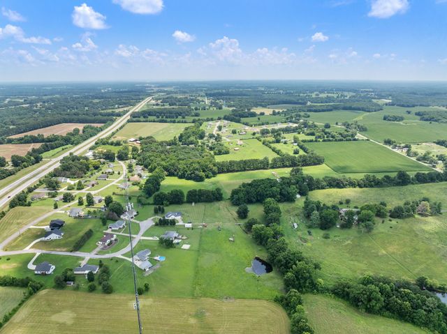 41 Harding Rd, Leoma, TN 38468