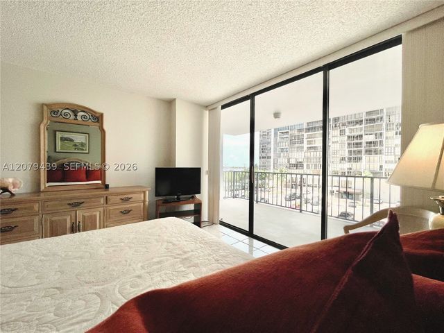 1901 Brickell Ave B506, Miami, FL 33129