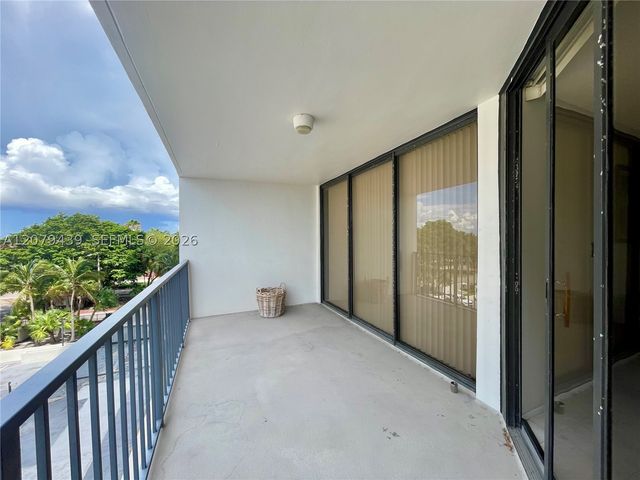 1901 Brickell Ave B506, Miami, FL 33129