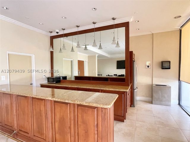 1901 Brickell Ave B506, Miami, FL 33129