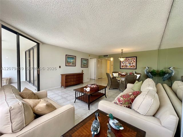 1901 Brickell Ave B506, Miami, FL 33129