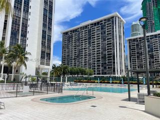 1901 Brickell Ave B506, Miami, FL 33129