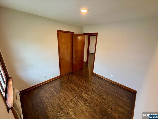 54 Franklin Avenue, Saddle Brook, NJ 07663
