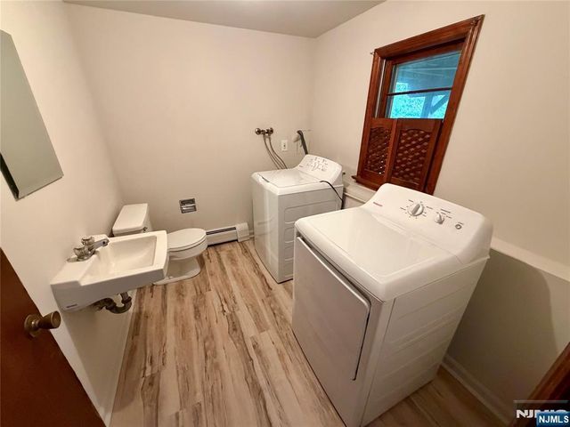 54 Franklin Avenue, Saddle Brook, NJ 07663