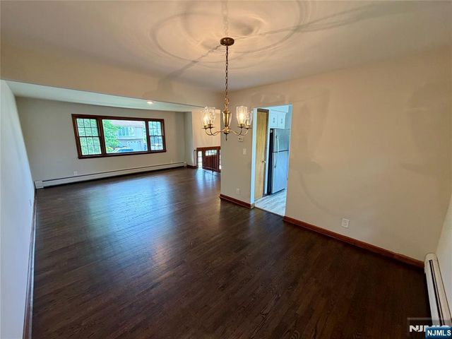 54 Franklin Avenue, Saddle Brook, NJ 07663