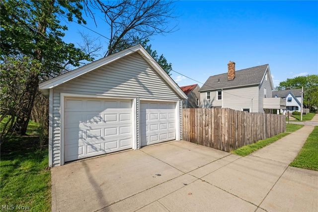 4410 W 61st Street, Cleveland, OH 44144