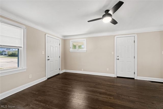 4410 W 61st Street, Cleveland, OH 44144