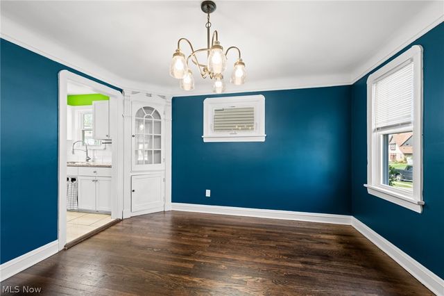 4410 W 61st Street, Cleveland, OH 44144