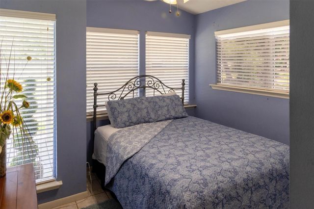 712 Birch Hollow Drive, Somerville, TX 77879