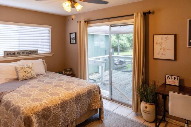 712 Birch Hollow Drive, Somerville, TX 77879