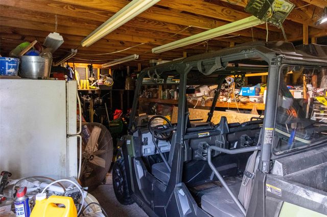 712 Birch Hollow Drive, Somerville, TX 77879