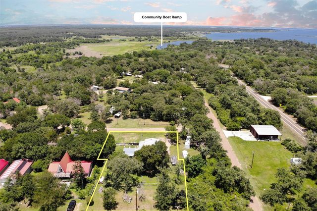 712 Birch Hollow Drive, Somerville, TX 77879