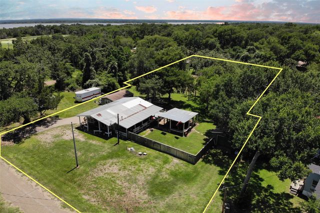 712 Birch Hollow Drive, Somerville, TX 77879