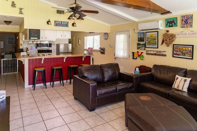 712 Birch Hollow Drive, Somerville, TX 77879