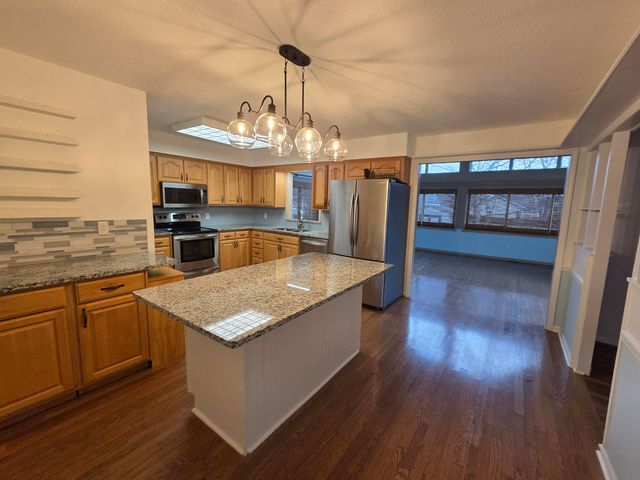 3442 S Rogers Avenue, Springfield, MO 65804