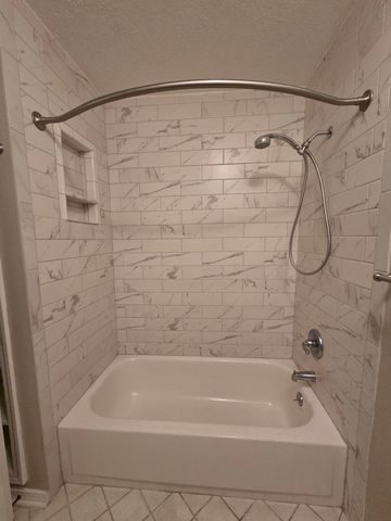 3442 S Rogers Avenue, Springfield, MO 65804