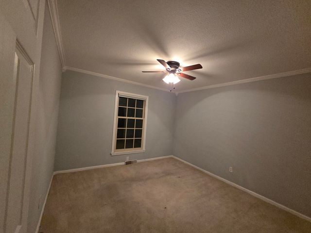 3442 S Rogers Avenue, Springfield, MO 65804