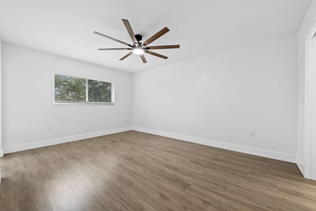 4734 E Lucerne Lakes Blvd E 303, Lake Worth, FL 33467
