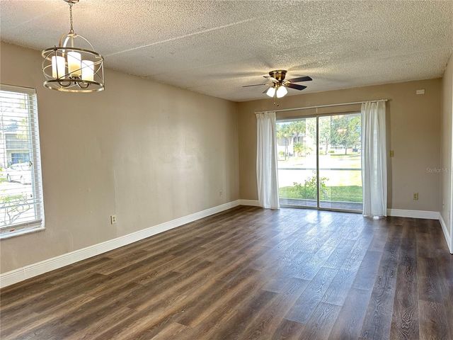 5613 BLUE SHADOWS COURT 60-2, Orlando, FL 32811