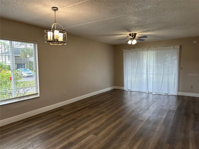 5613 BLUE SHADOWS COURT 60-2, Orlando, FL 32811