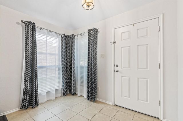8924 Whirlwind Trail, Aubrey, TX 76227