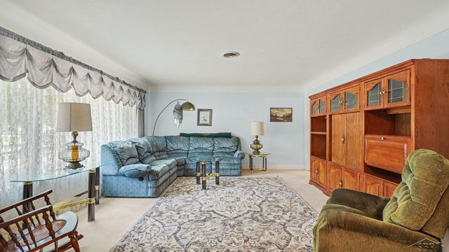 6371 Birchview Drive, Saginaw, MI 48609